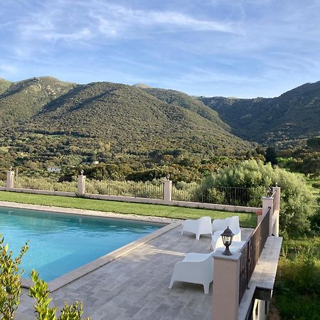 Agriturismo Is Conchisceddas Gonnosfanàdiga 外观 照片