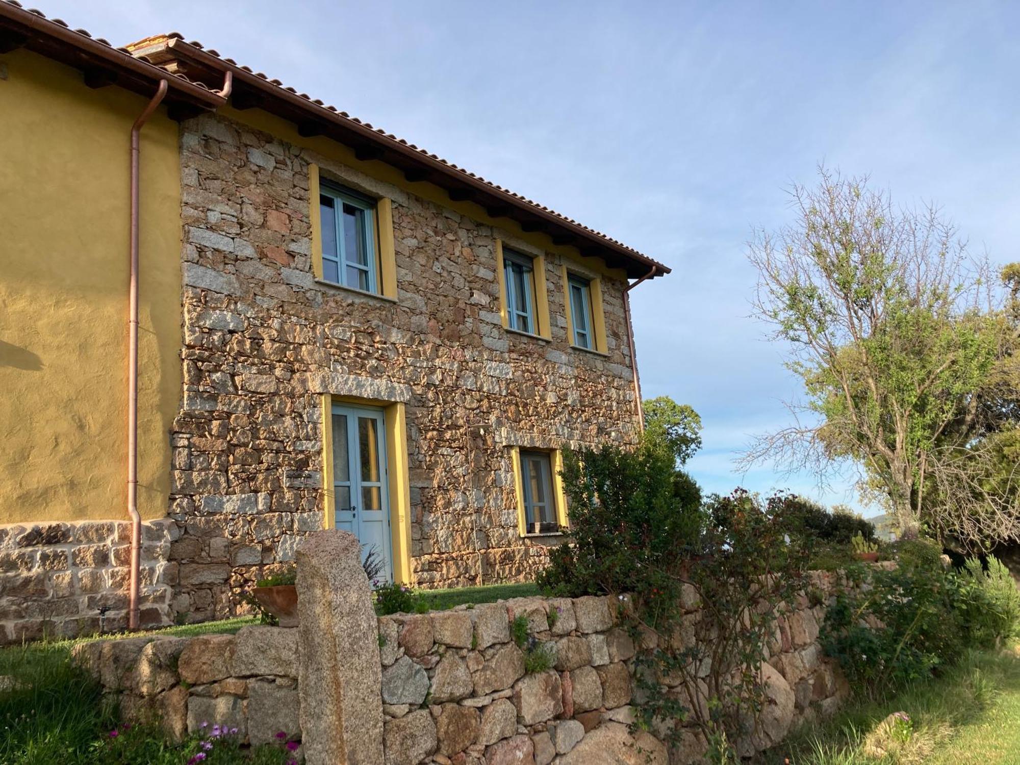 Agriturismo Is Conchisceddas Gonnosfanàdiga 外观 照片